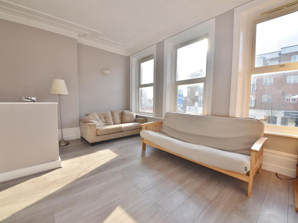 1 bed flat to rent in Heath Road, Twickenham TW1 Zoopla