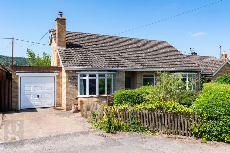 2 bed bungalow for sale in Canon Pyon, Hereford HR4 Zoopla
