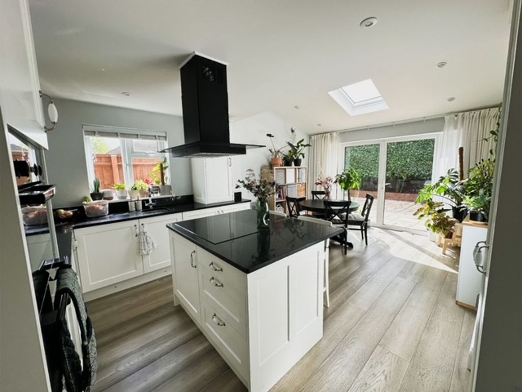 2 bed semidetached house for sale in Great Close Road, Kidlington OX5