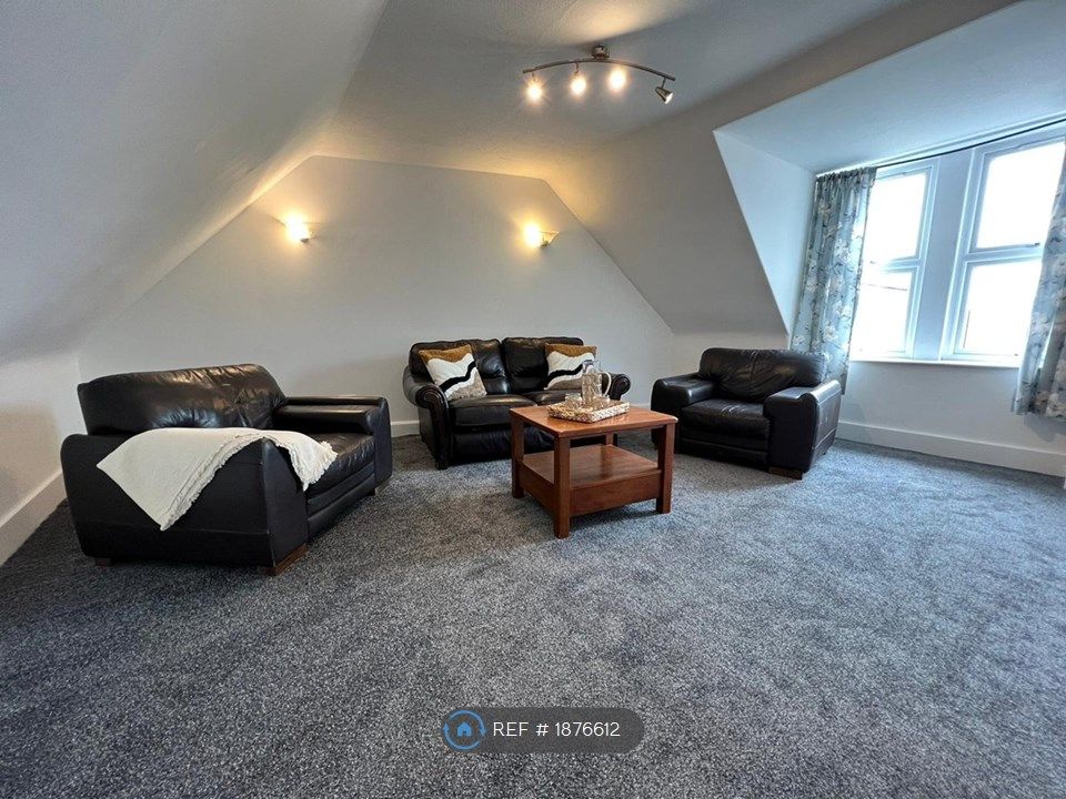 3 bed flat to rent in Longate, Peterhead AB42, £545 pcm Zoopla