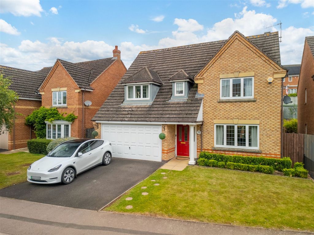 4 bed detached house for sale in Royal Worcester Crescent, Bromsgrove