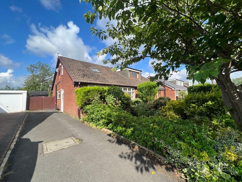 2 bed bungalow to rent in Bowness Road, Little Lever, Bolton BL3, £