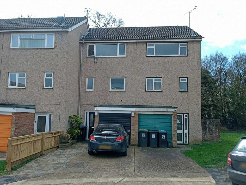 3 bed property for sale in Claymore, Hemel Hempstead HP2, £350,000 Zoopla