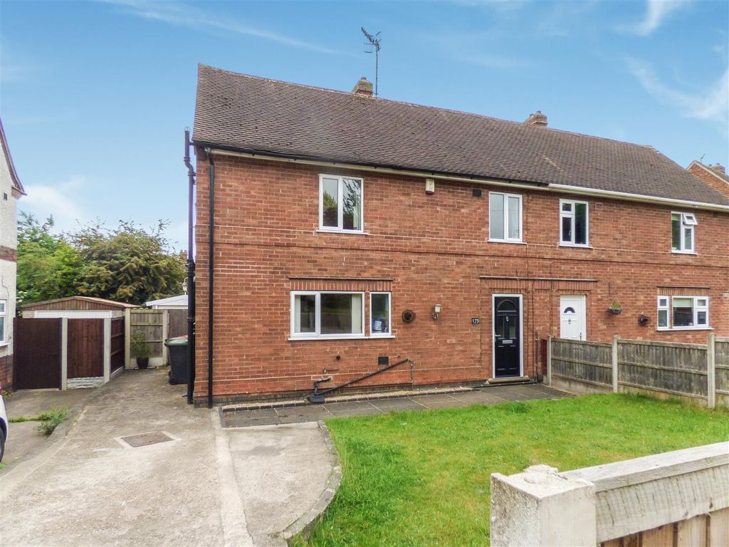 3 bed semidetached house for sale in Hickings Lane, Stapleford