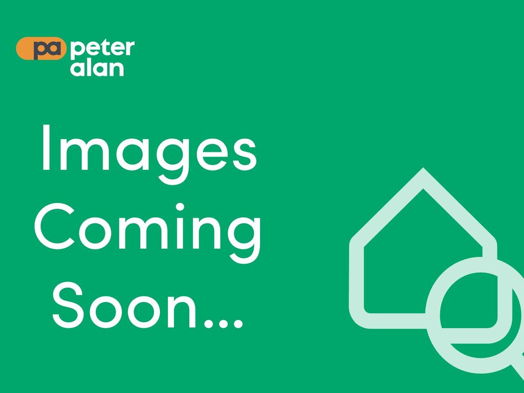 1 bed flat for sale in Alexandra Road, Gorseinon, Swansea SA4, £110,000