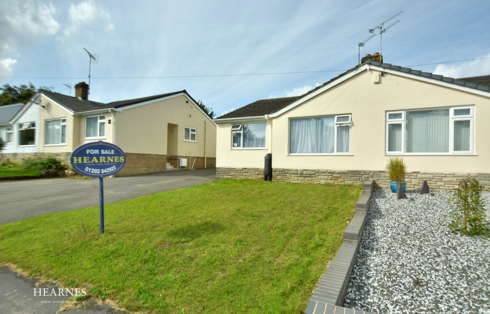 2 bed semidetached house for sale in Mallard Road, Colehill BH21, £