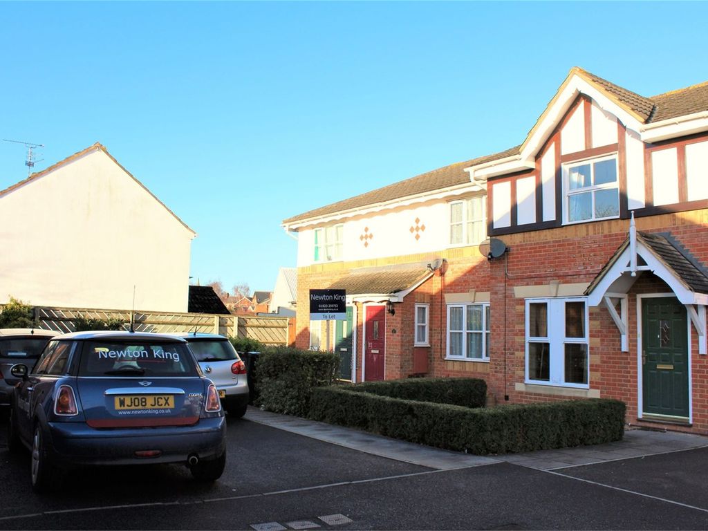 2 bed terraced house to rent in Compton Close, Taunton TA2, £950 pcm
