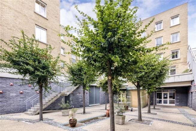 Coke Street, London E1