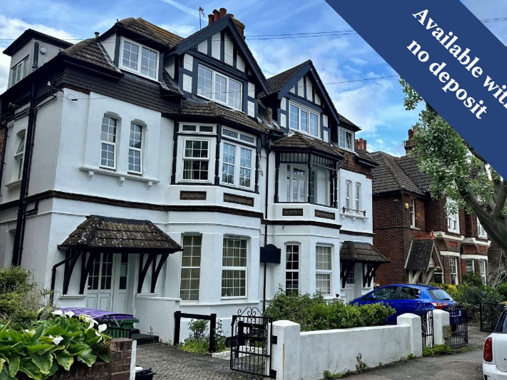 3 bed flat to rent in Kingsnorth Gardens, Folkestone CT20 Zoopla