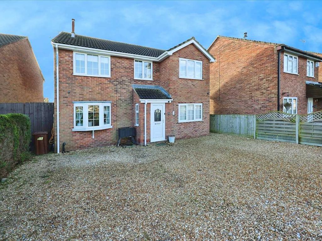 4 bed detached house for sale in Wolsey Way, Lincoln LN2, £375,000 Zoopla