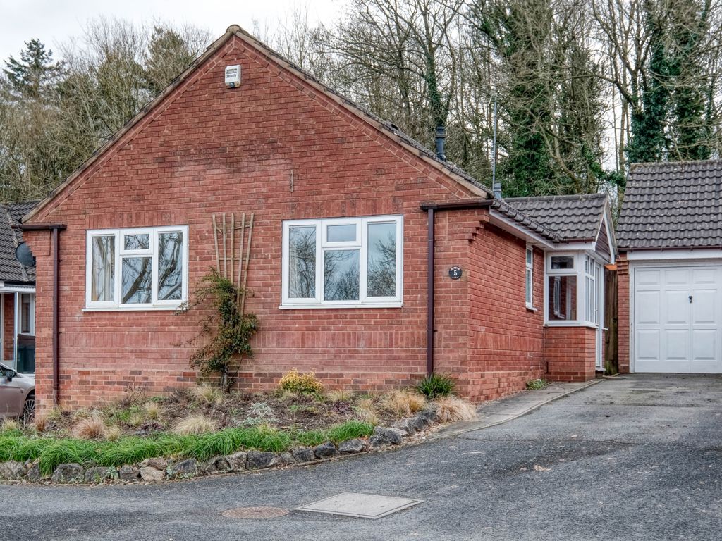 2 bed bungalow for sale in Valley Close, Callow Hill, Redditch B97 Zoopla