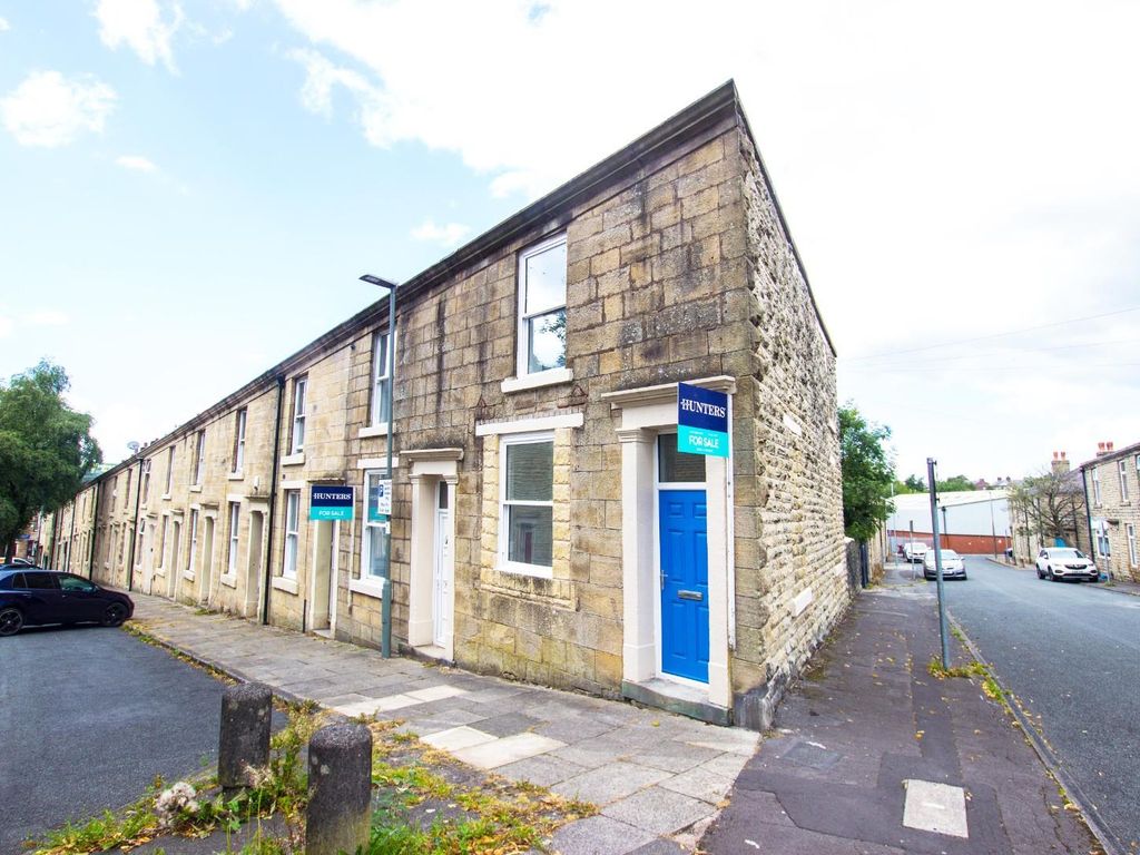 1 bed terraced house for sale in Green Street East, Darwen BB3, £79,950