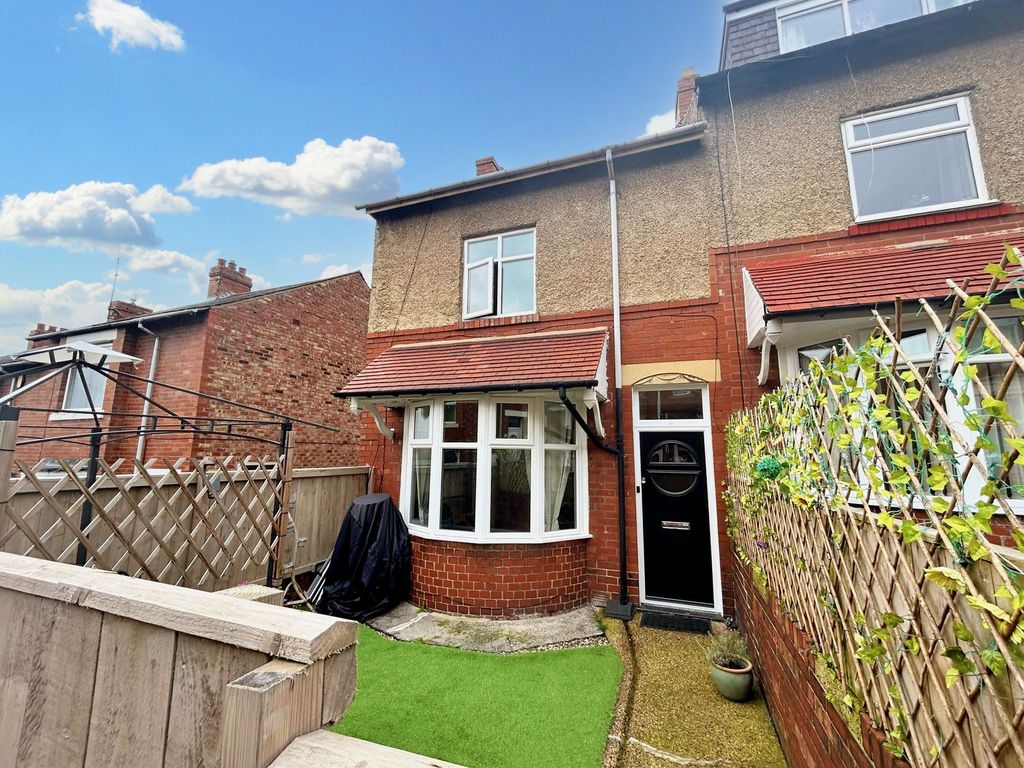 3 bed terraced house for sale in Richmond Avenue, Swalwell, Newcastle