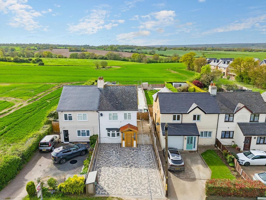 3 bed semidetached house for sale in Stapleford Road, Stapleford