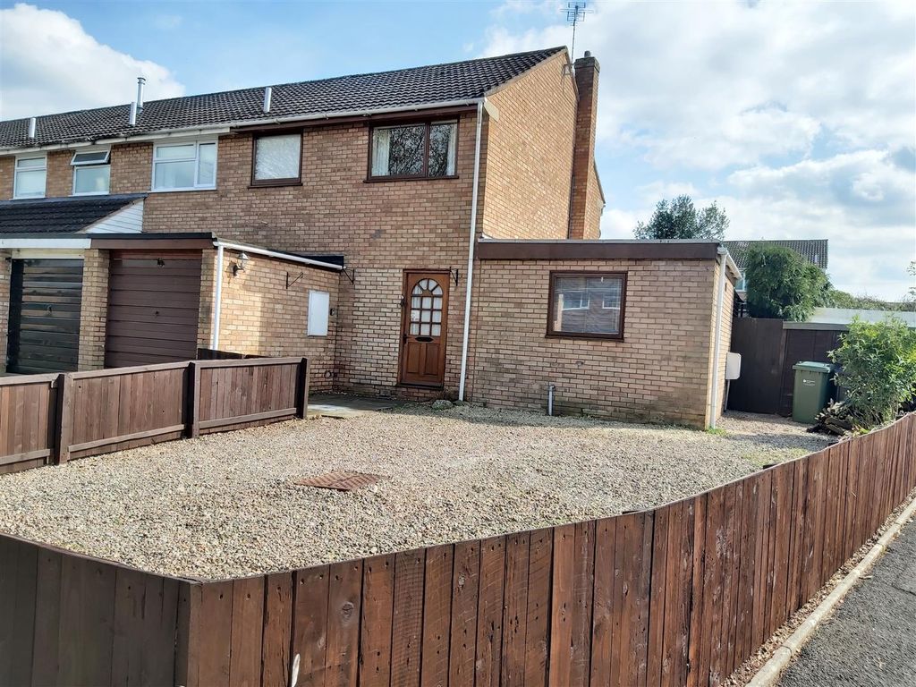3 Bed End Terrace House For Sale In Blanchard Close Leominster HR6 3-bed-end-terrace-house-for-sale-in-blanchard-close-leominster-hr6