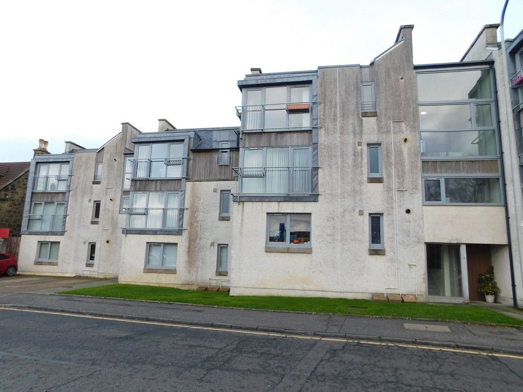 2 bed flat to rent in Mid Street, Bathgate EH48, £750 pcm Zoopla