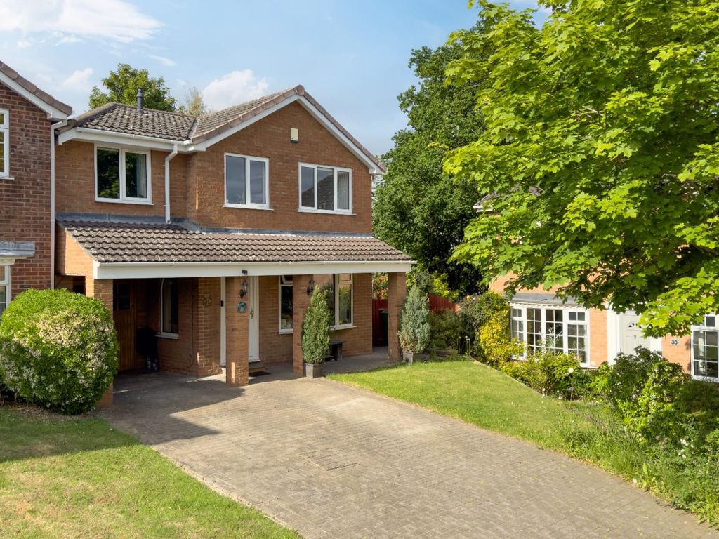 4 bed detached house for sale in Bowyers Close, Copmanthorpe, York YO23 Zoopla