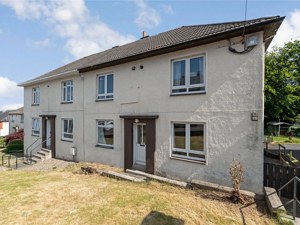 2 bed flat for sale in Broom Crescent, Ochiltree, Cumnock, East