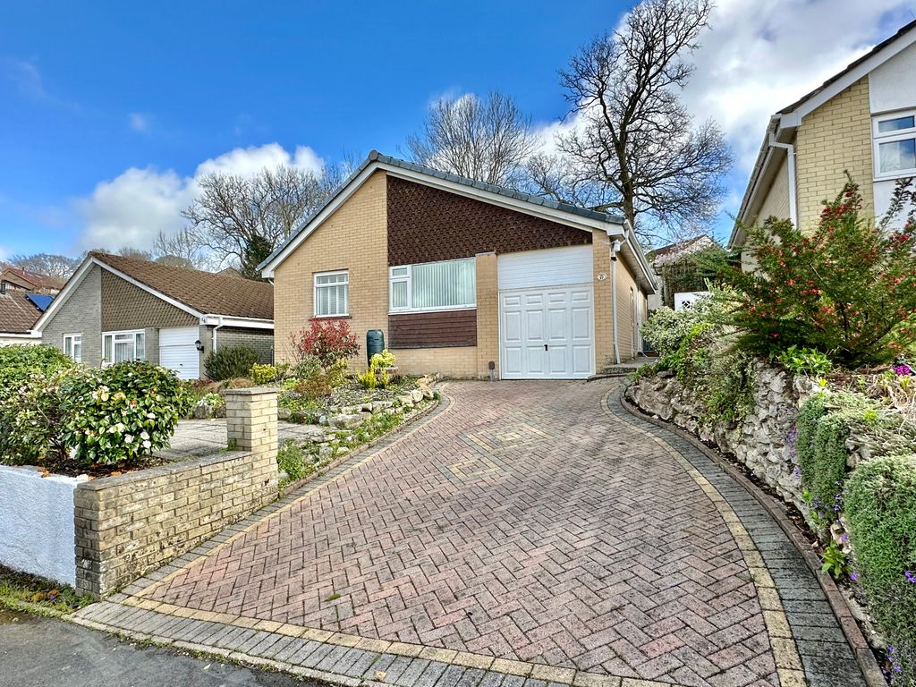 3 bed detached bungalow for sale in Heath Park, Milber, Newton Abbot