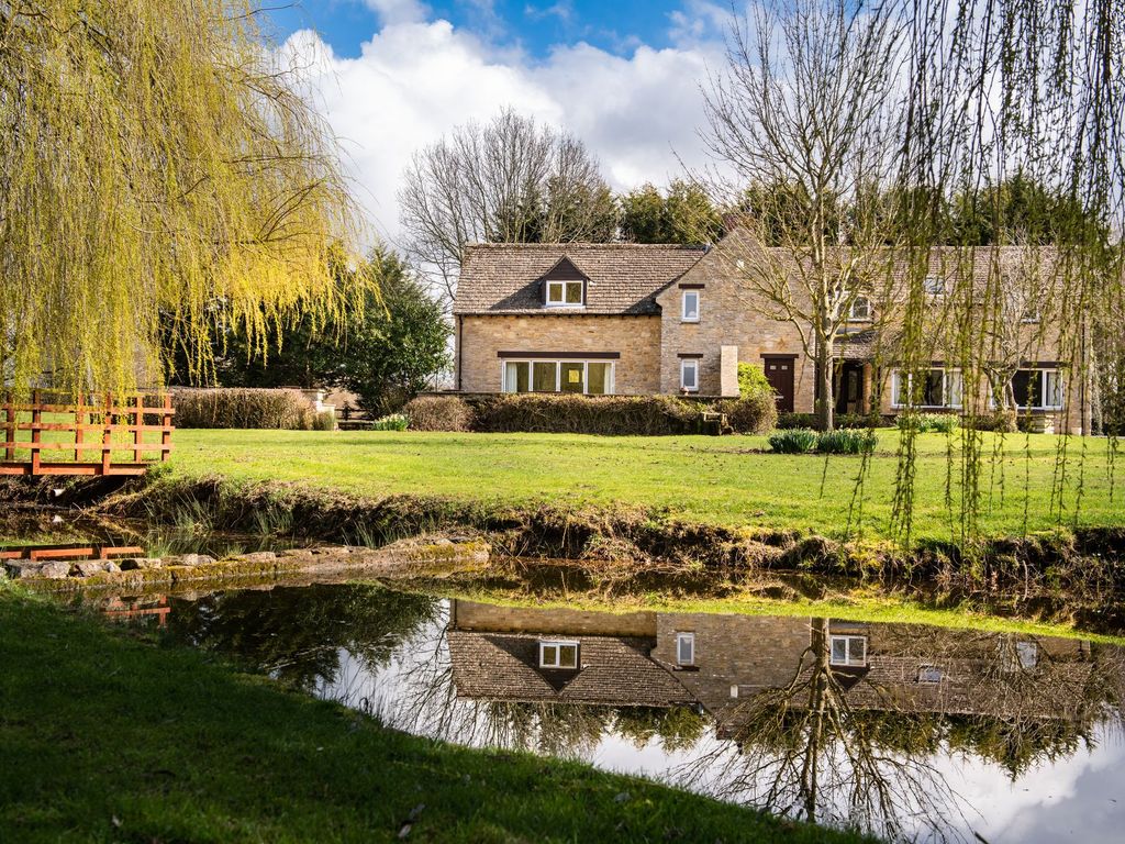 5 bed detached house for sale in Sunningwell, Abingdon OX13, £1,750,000