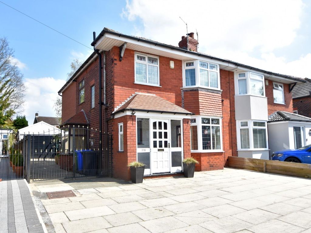 4 bed semidetached house for sale in Brandlesholme Road, Bury BL8, £