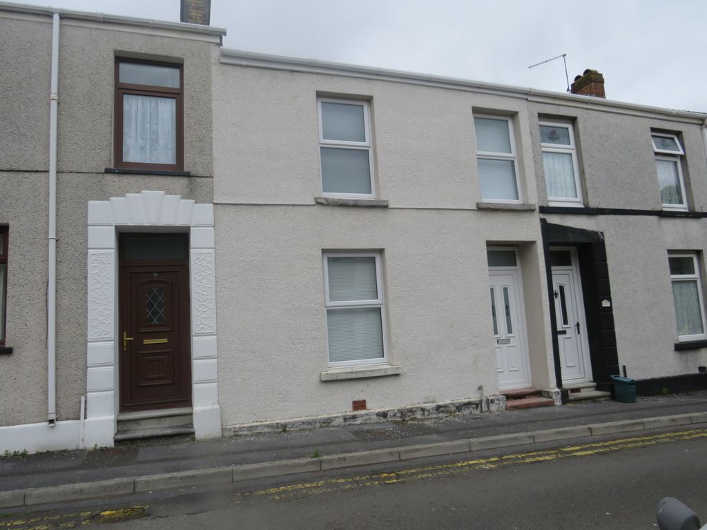 3 bed terraced house for sale in Pottery Place, Llanelli SA15, £129,995 Zoopla