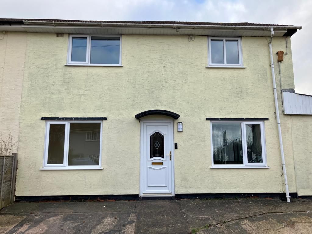 3 bed semidetached house to rent in Greenhill Close, Cinderford GL14