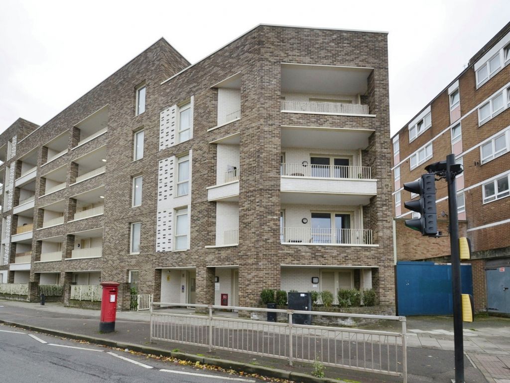 New home, 1 bed flat for sale in Rainham Road North, Dagenham RM10, £