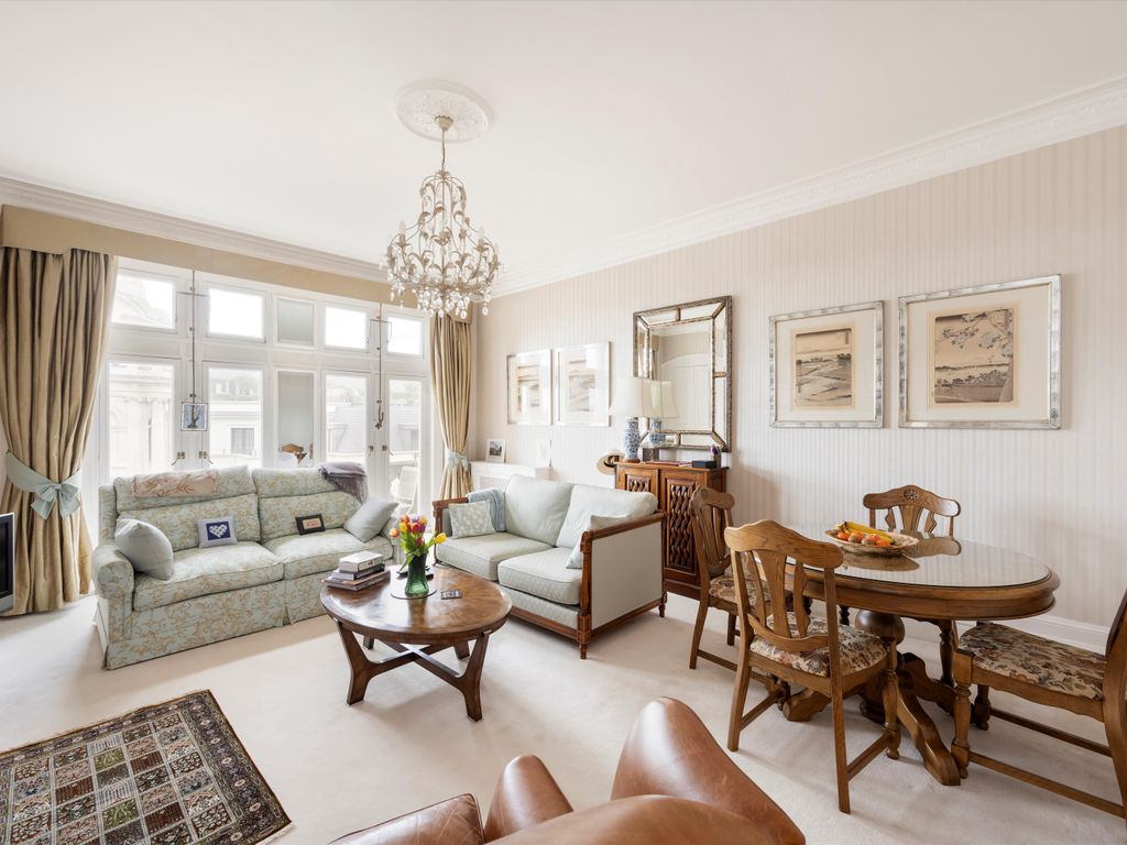 2 bed flat for sale in Whitehall Court, London SW1A, £1,795,000 Zoopla