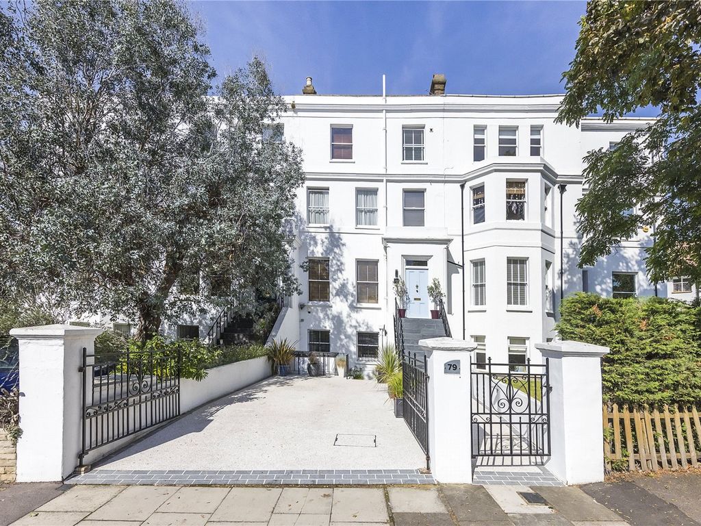6 bed terraced house for sale in Hervey Road, London SE3 Zoopla