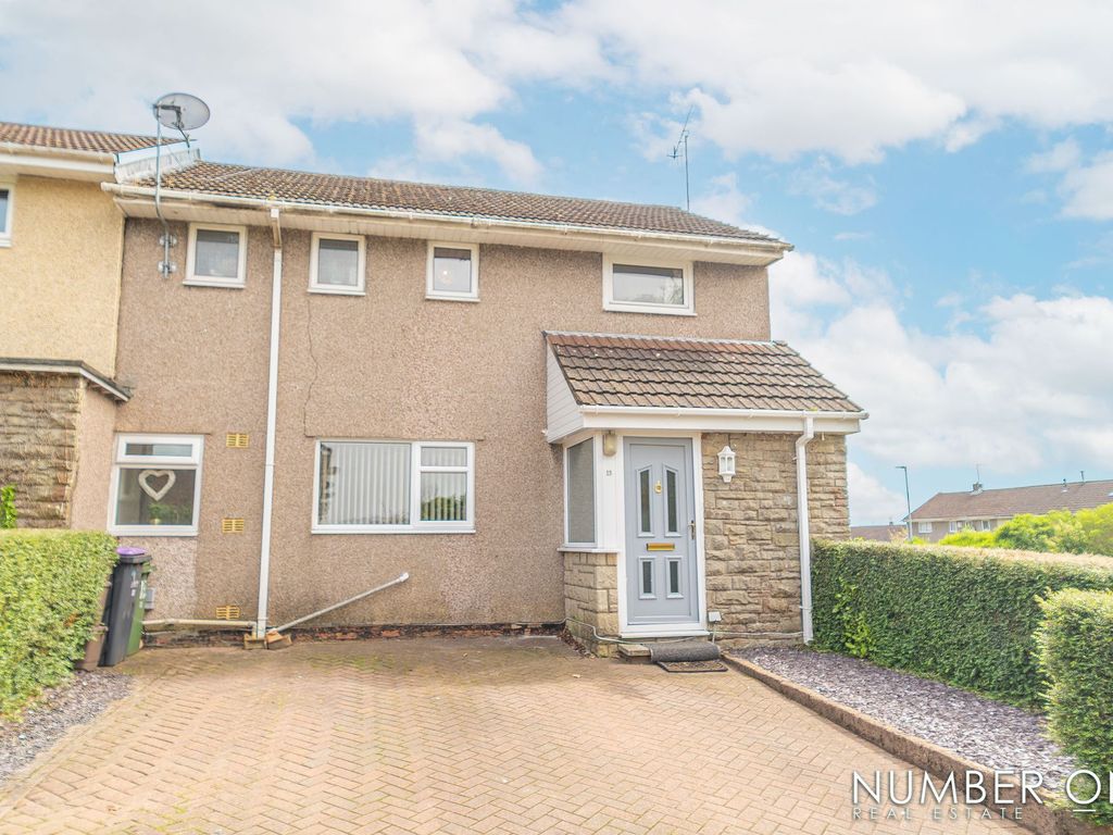 5 bed end terrace house for sale in Fairoak Lane, Croesyceiliog NP44, £