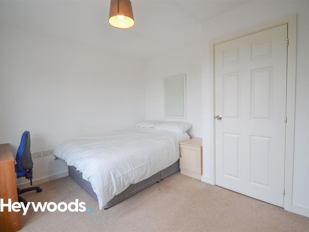1 bed property to rent in Room 2, Valley View, NewcastleUnderLyme ST5