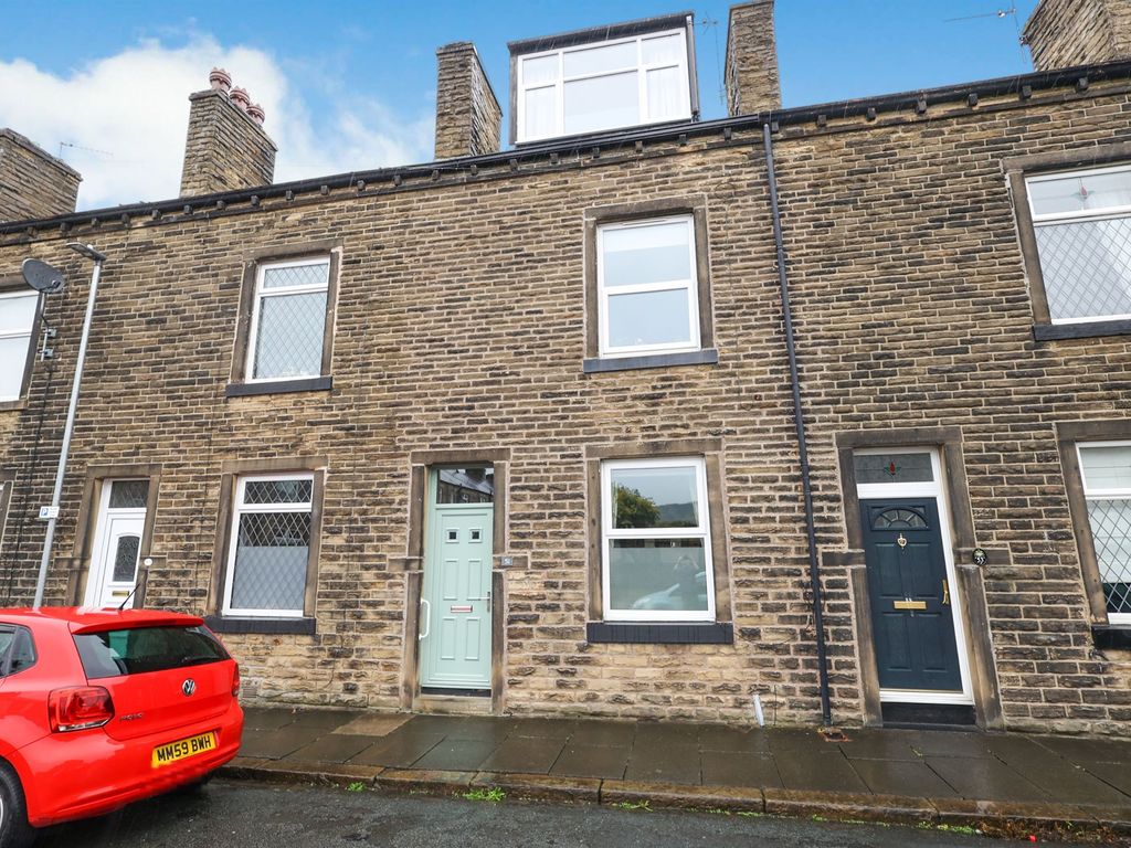 4 bed terraced house for sale in Unity Street South, Bingley BD16, £