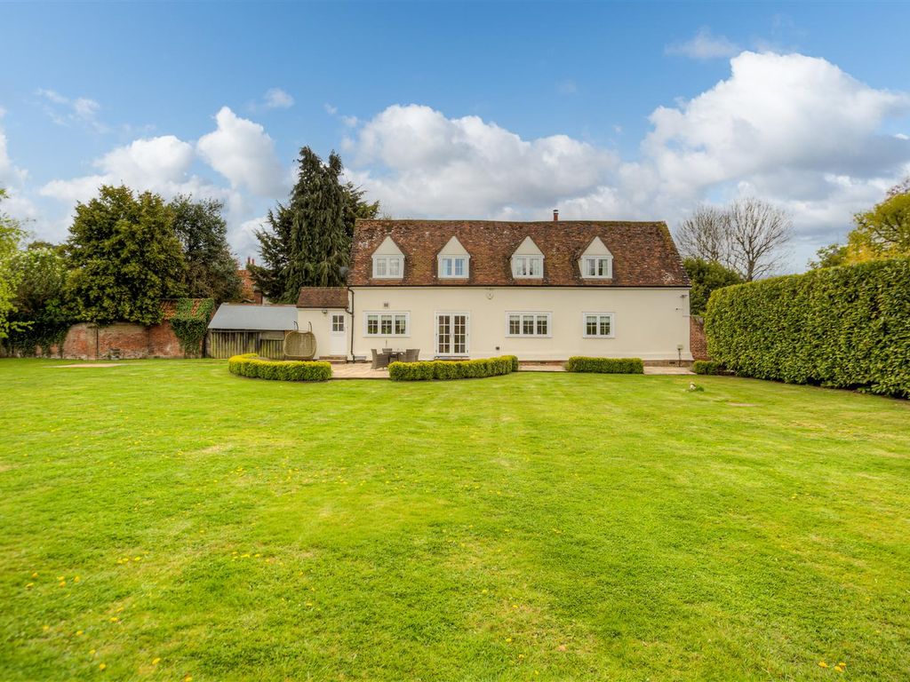 4 bed detached house for sale in Wick Road, Langham, Colchester CO4, £