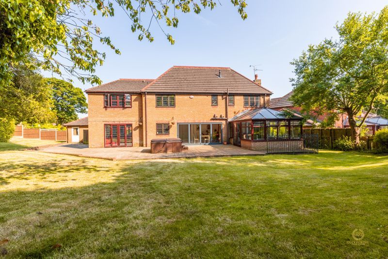 5 bed detached house for sale in Redwing Avenue, Great Harwood BB6 Zoopla