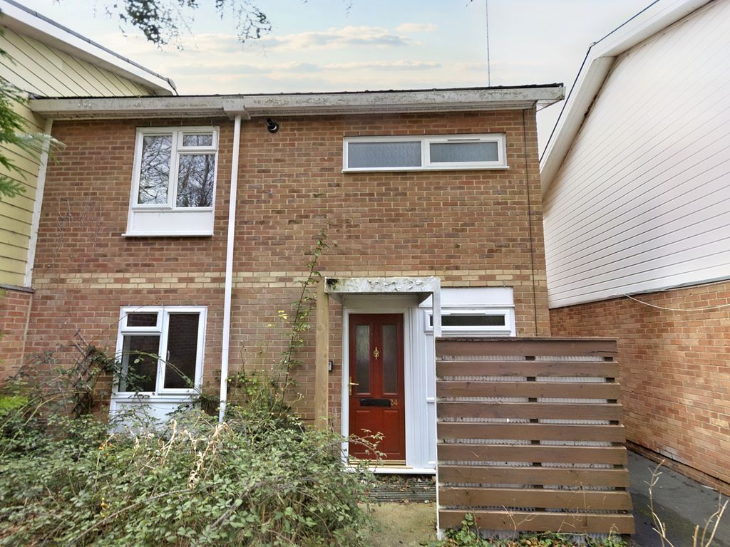 3 bed end terrace house for sale in Stockham Park, Wantage OX12, £