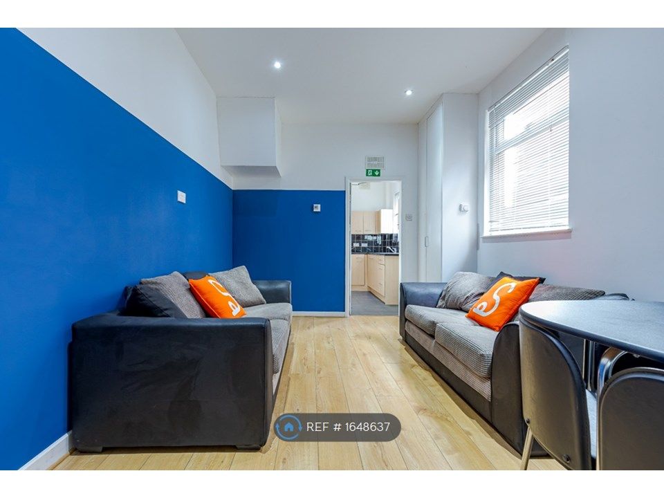 Room to rent in Grantham Street, Coventry CV2 Zoopla
