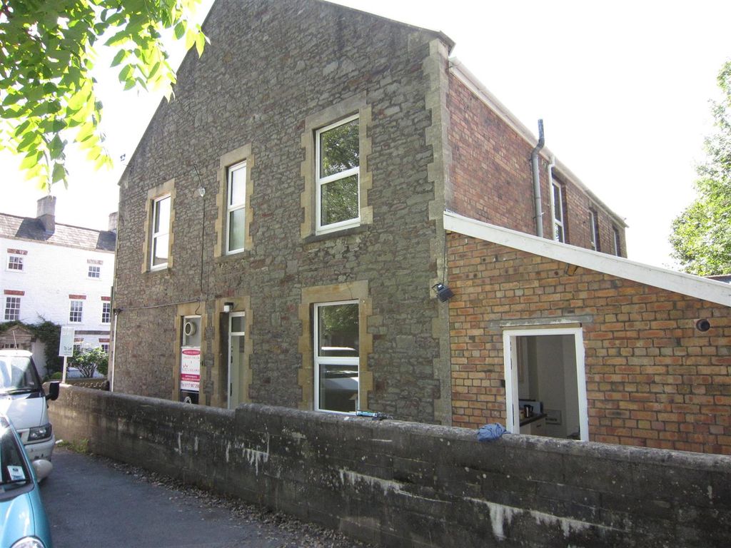 Studio to rent in High Street, Warmley, Bristol BS15 Zoopla