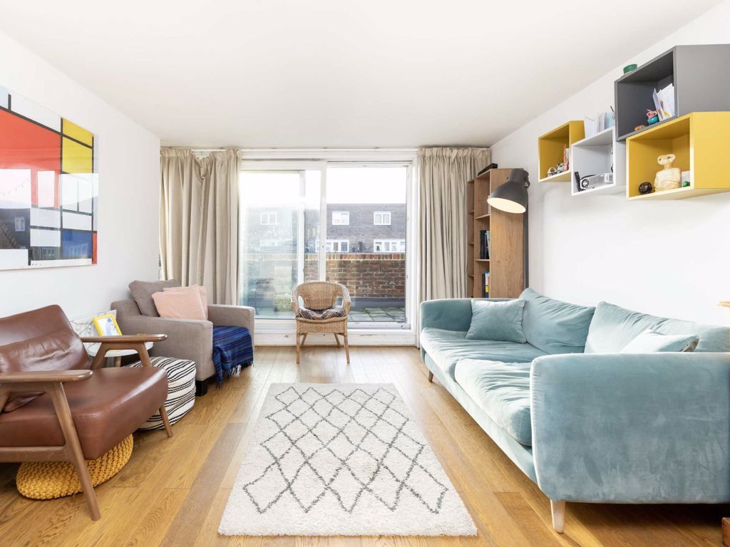 Salisbury Walk London N19  