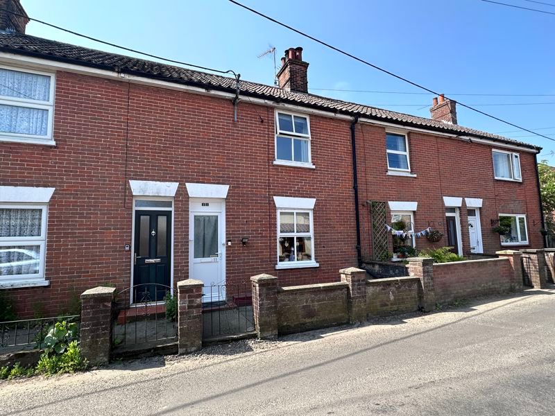 3 bed terraced house to rent in The Lane, Briston, Melton Constable