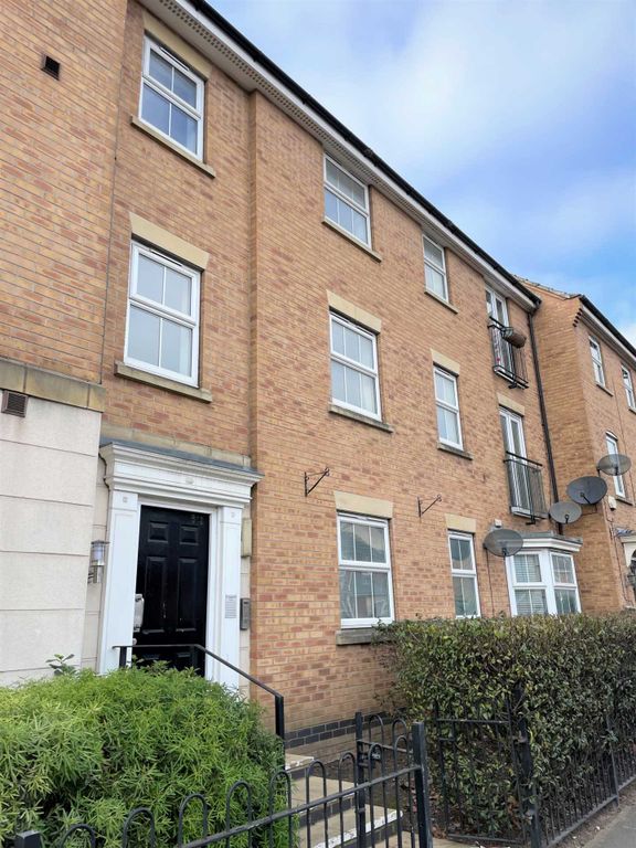 2 bed semidetached house for sale in Ashgate, Hucknall NG15 Zoopla