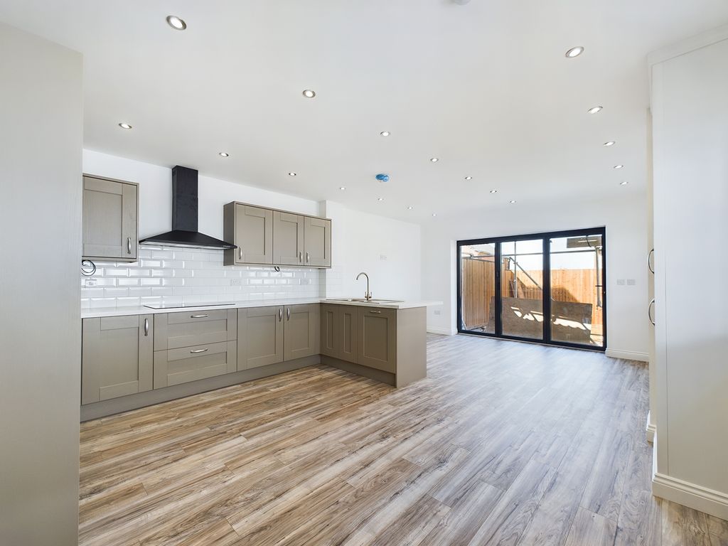 3 bed detached house for sale in Belper Road, Belper DE56 Zoopla