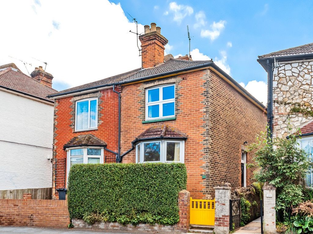 2 bed semidetached house for sale in Guildford, Surrey GU2 Zoopla