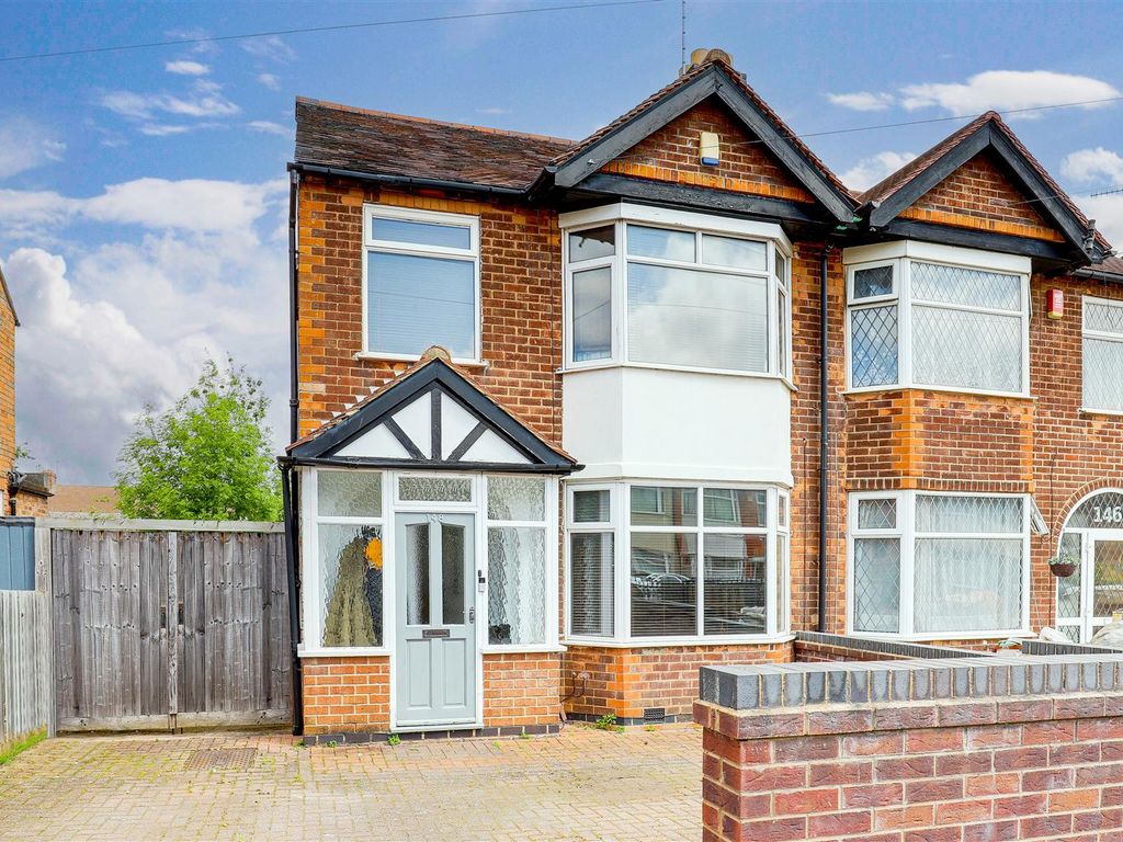 3 bed semidetached house for sale in Charlbury Road, Wollaton