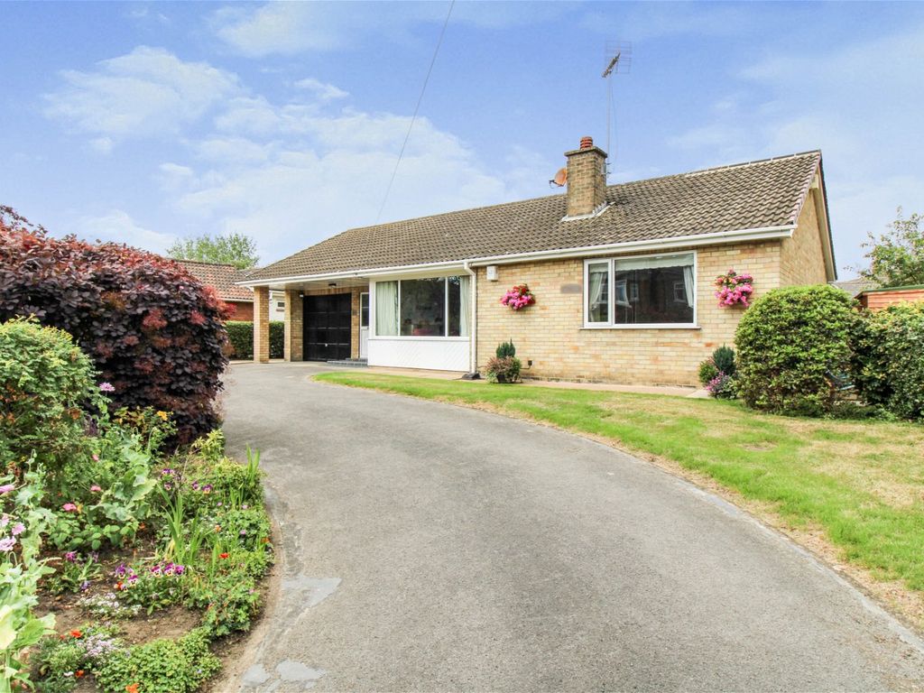 2 bed bungalow for sale in Doncaster Road, Selby YO8 Zoopla