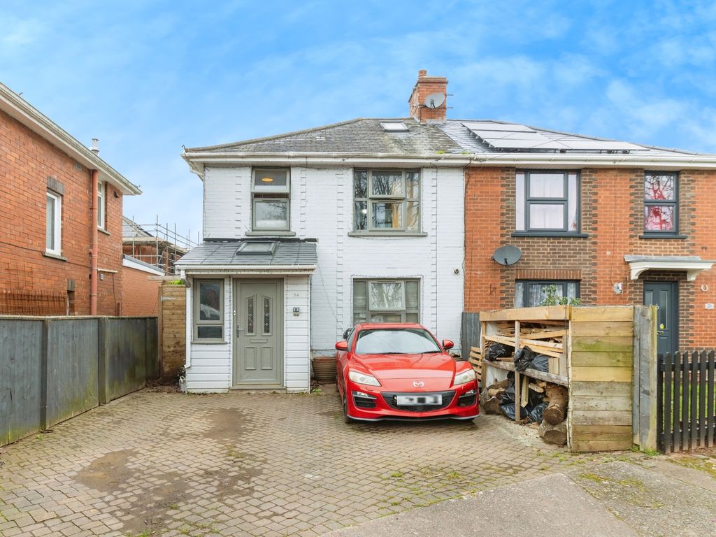 4 bed semidetached house for sale in Rifford Road, Exeter EX2, £