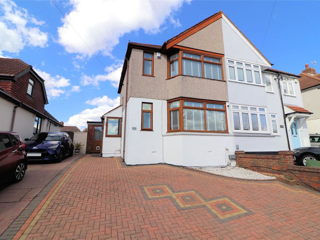3 bed semidetached house for sale in Fairford Avenue, Barnehurst, Kent DA7, £450,000 Zoopla