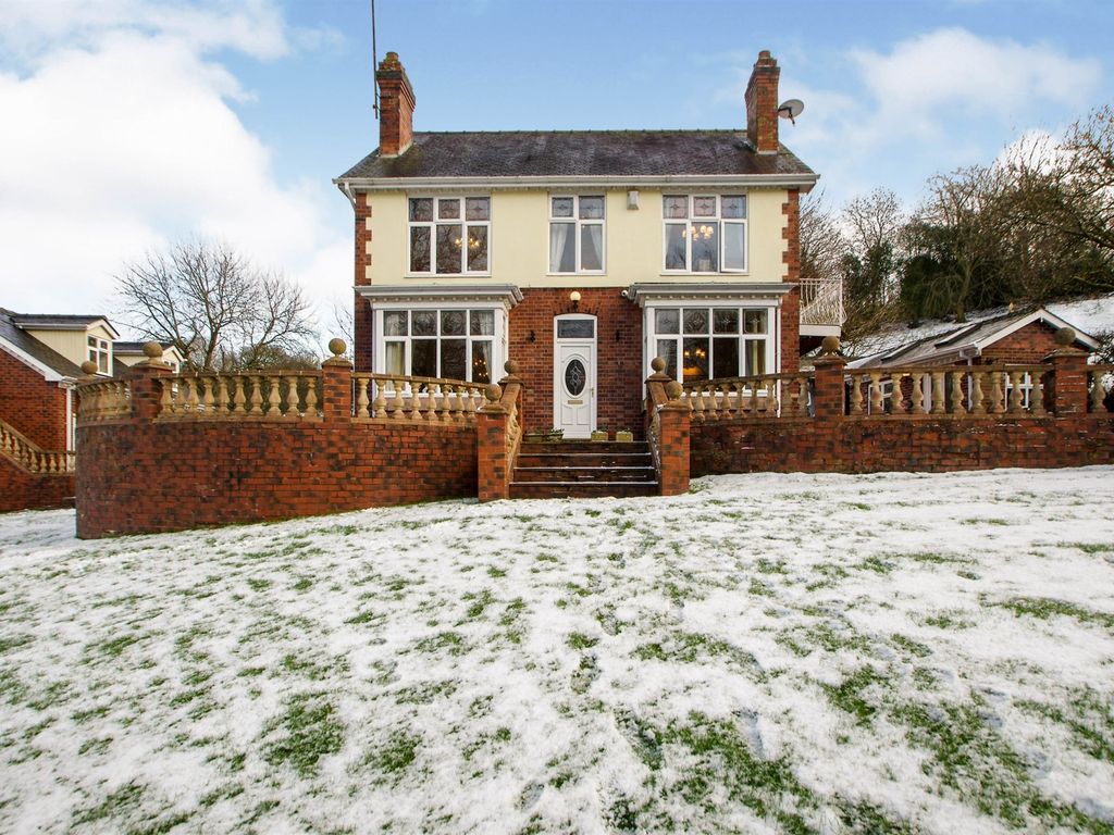 4 bed detached house for sale in Chesterfield Road, Oakerthorpe