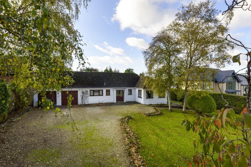 Cumnor Hill, Oxford OX2  