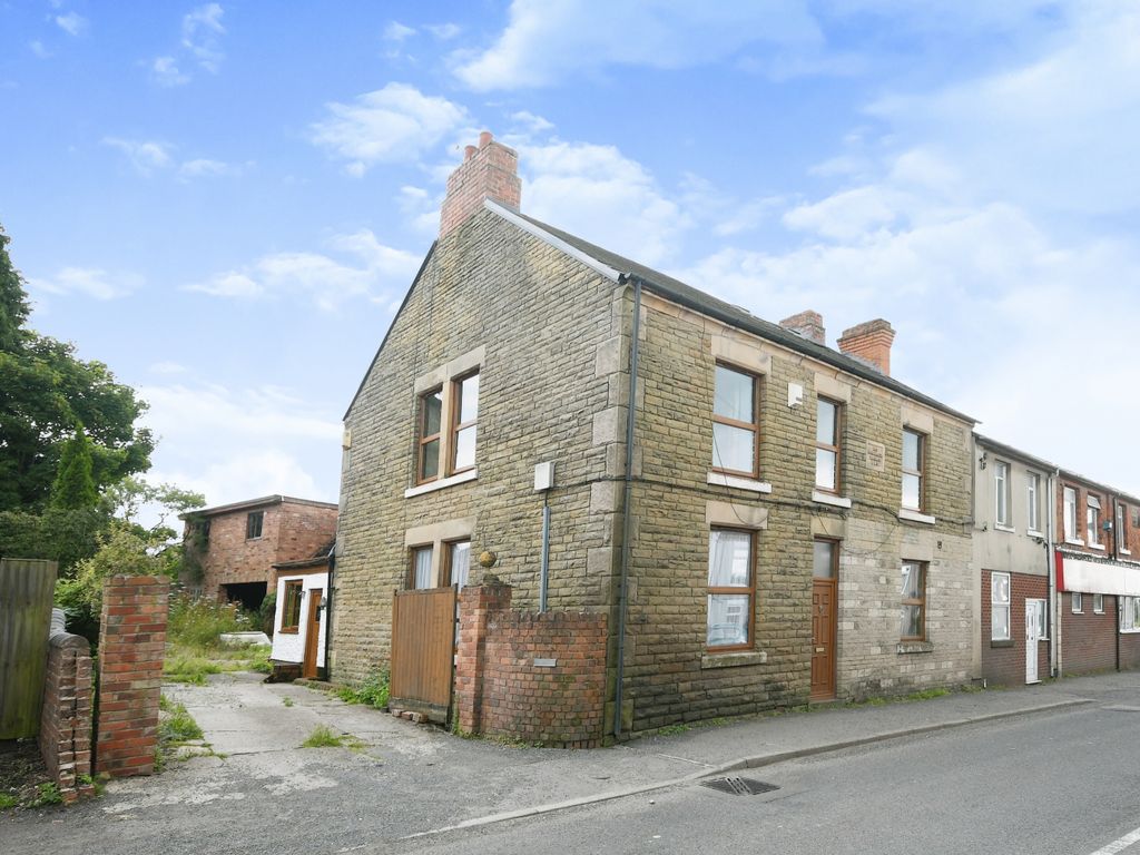 3 bed semidetached house for sale in Station Road, Pilsley